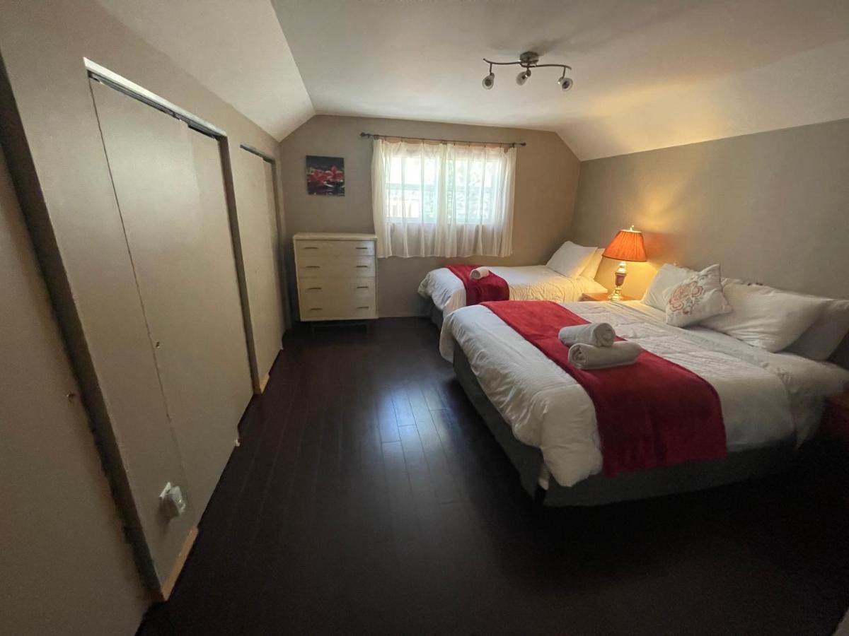 Blaeberry Valley Vacation Rentals โกลเดน ภายนอก รูปภาพ
