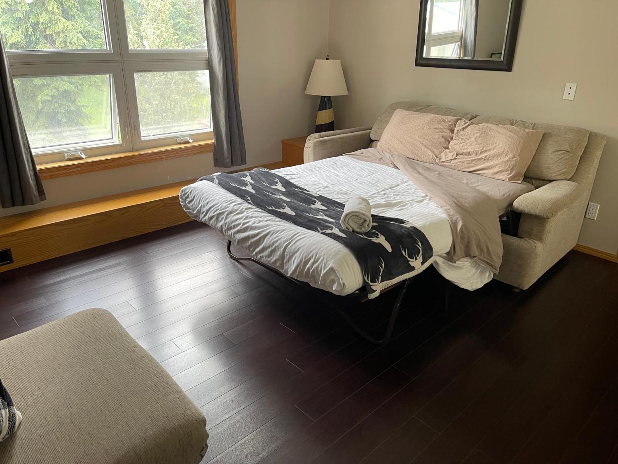 Blaeberry Valley Vacation Rentals โกลเดน ภายนอก รูปภาพ